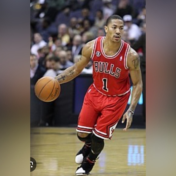 Derrick Rose Chicago Bulls 
Classic Red Adidas Jersey - Picture 12 of 13